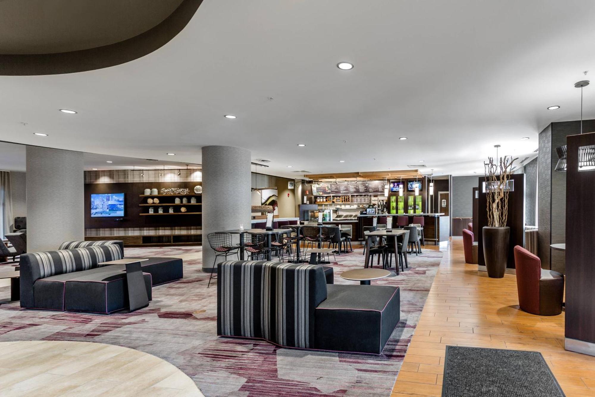 Отель Courtyard Columbus Easton Экстерьер фото