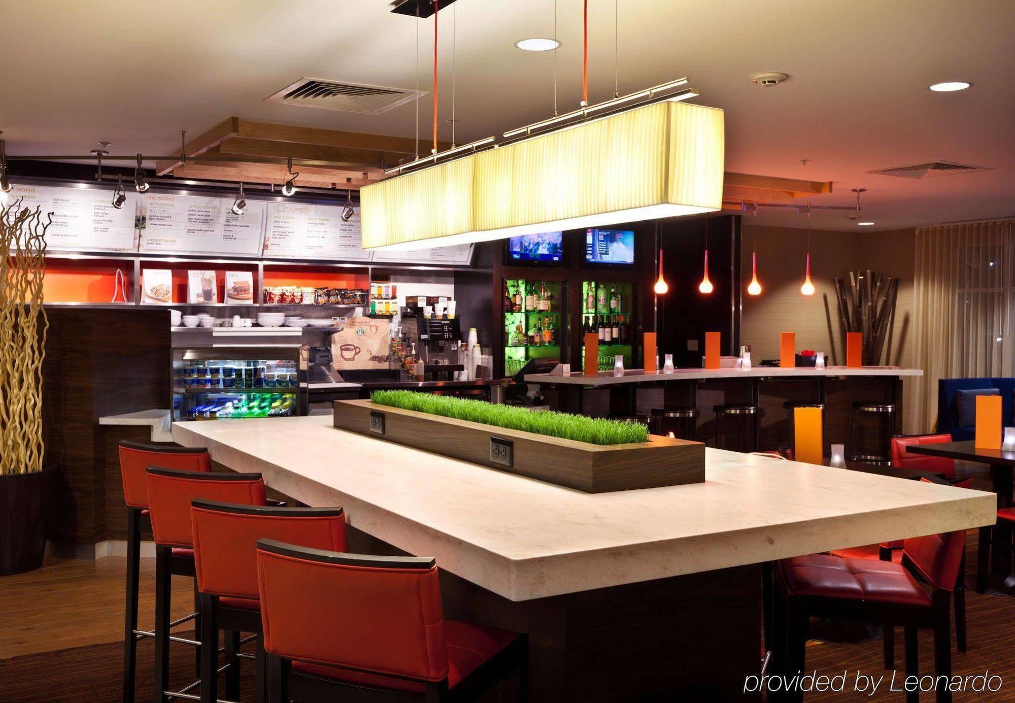 Отель Courtyard Columbus Easton Экстерьер фото